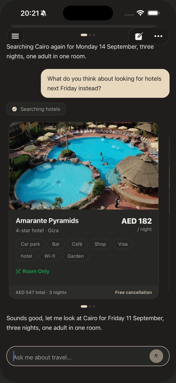 محادثة يطلب فيها المستخدم البحث عن فنادق القاهرة للجمعة القادمة بدلاً منها، ولبيبُ يعيد البحث ويعرض بطاقة نتيجة